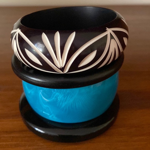 VTG Set of 4 Wooden& Plastic Bangles - Picture 2 of 10